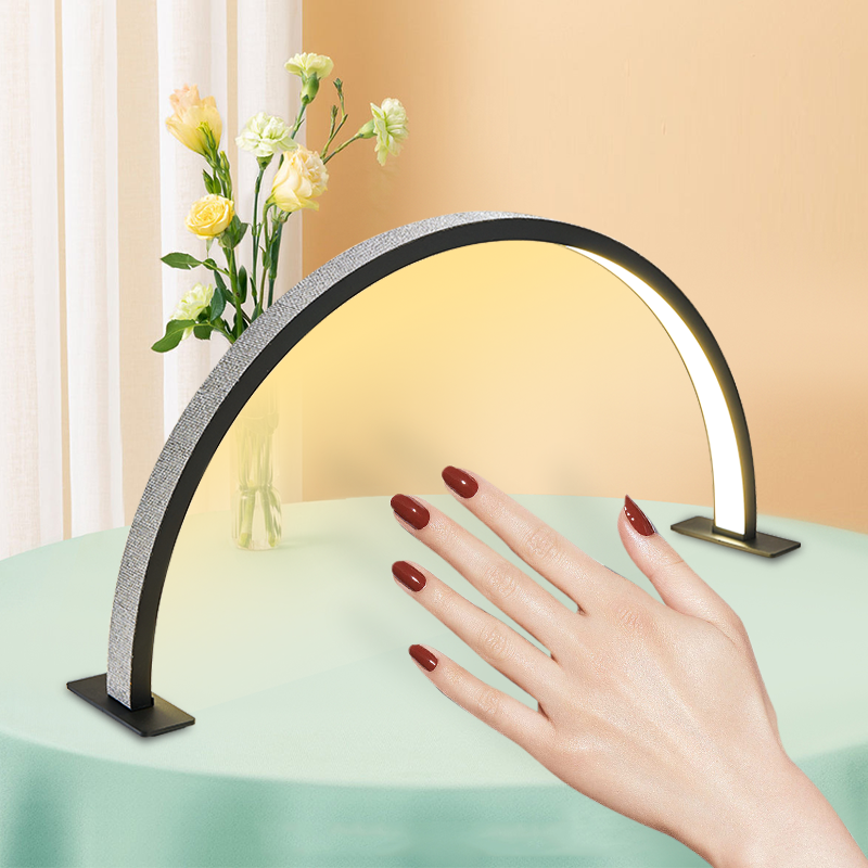 LED Half Moon Beauty Light Des - đánh giá và giá Nail Art Maroon