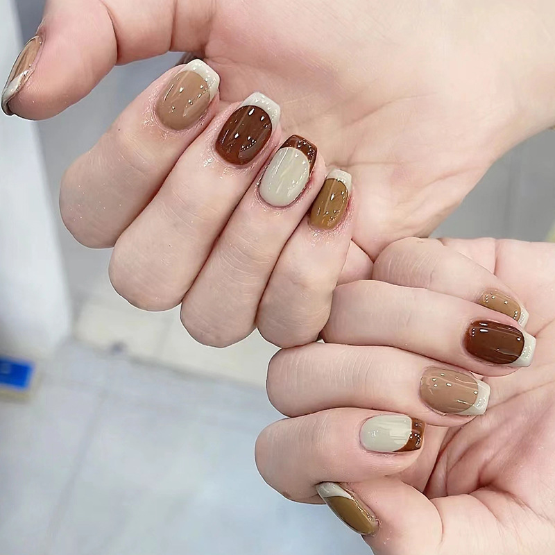 24Pcs Caramel Brown Ombre Glit - đánh giá và giá Nail Art Inspo
