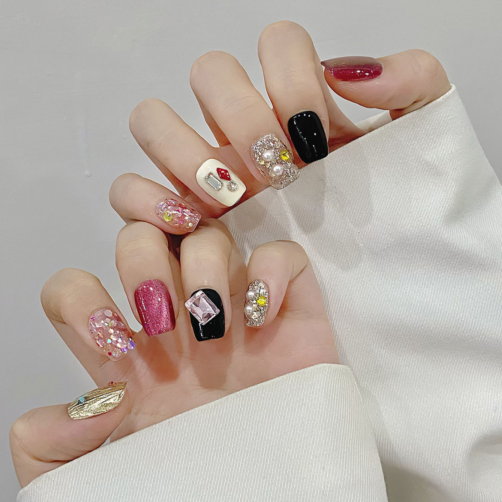 Handmade Press on Nails Glitte - đánh giá và giá Nail Art Eye Cat