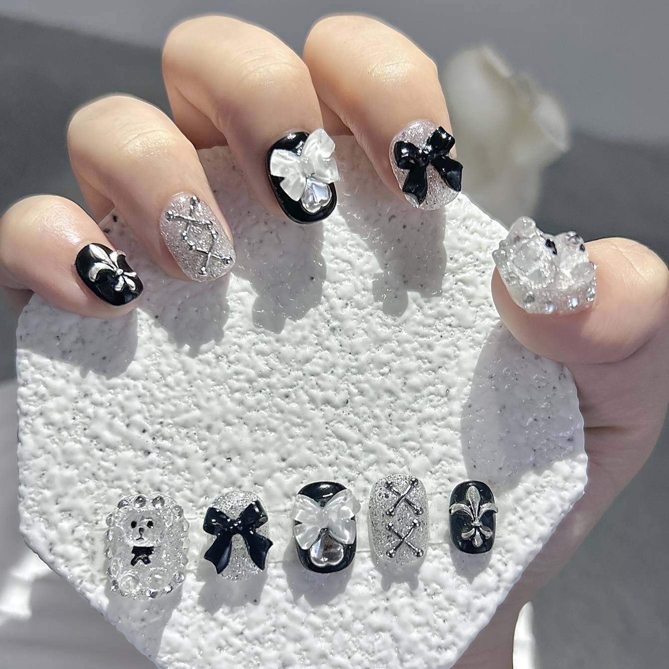 10 PCS Sheer Lace Bear Nail Ar - đánh giá và giá Nail Art Inspo
