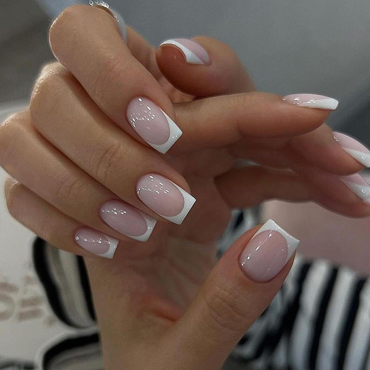 24Pcs Simple Ballet Glitter De - đánh giá và giá Nail Art Overlay